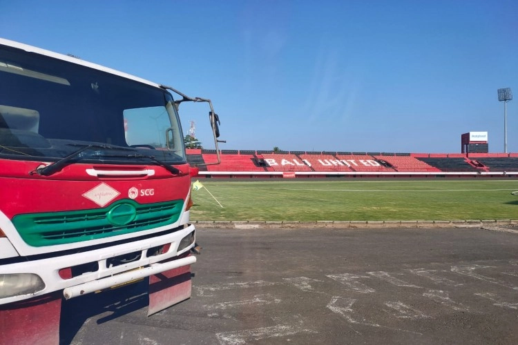 Proyek Readymix di Stadion Kapten I Wayan Dipta Gianyar
